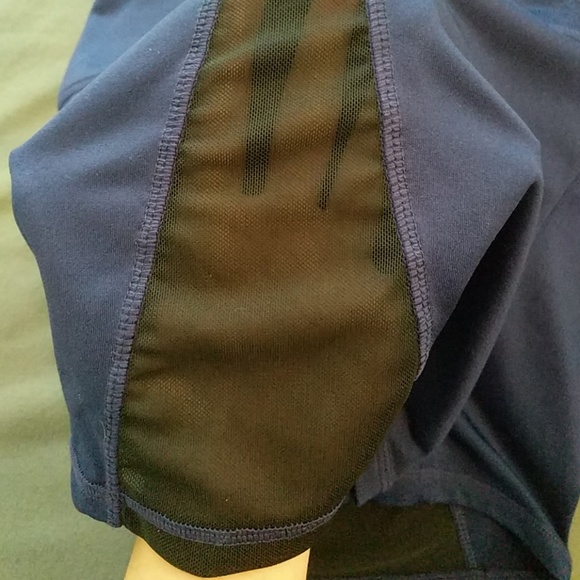 Exercise shorts - Picture 5 of 5